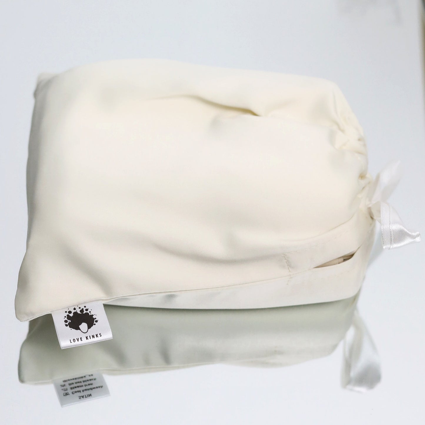 Pre-order Cream standard size satin pillowcases set