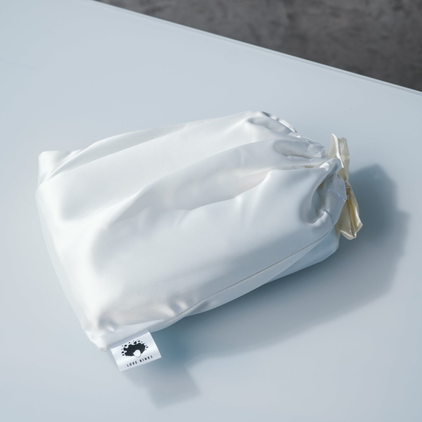 Pre-order Pearl white standard size satin pillowcases set