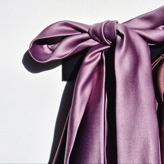 Purple adult satin doek